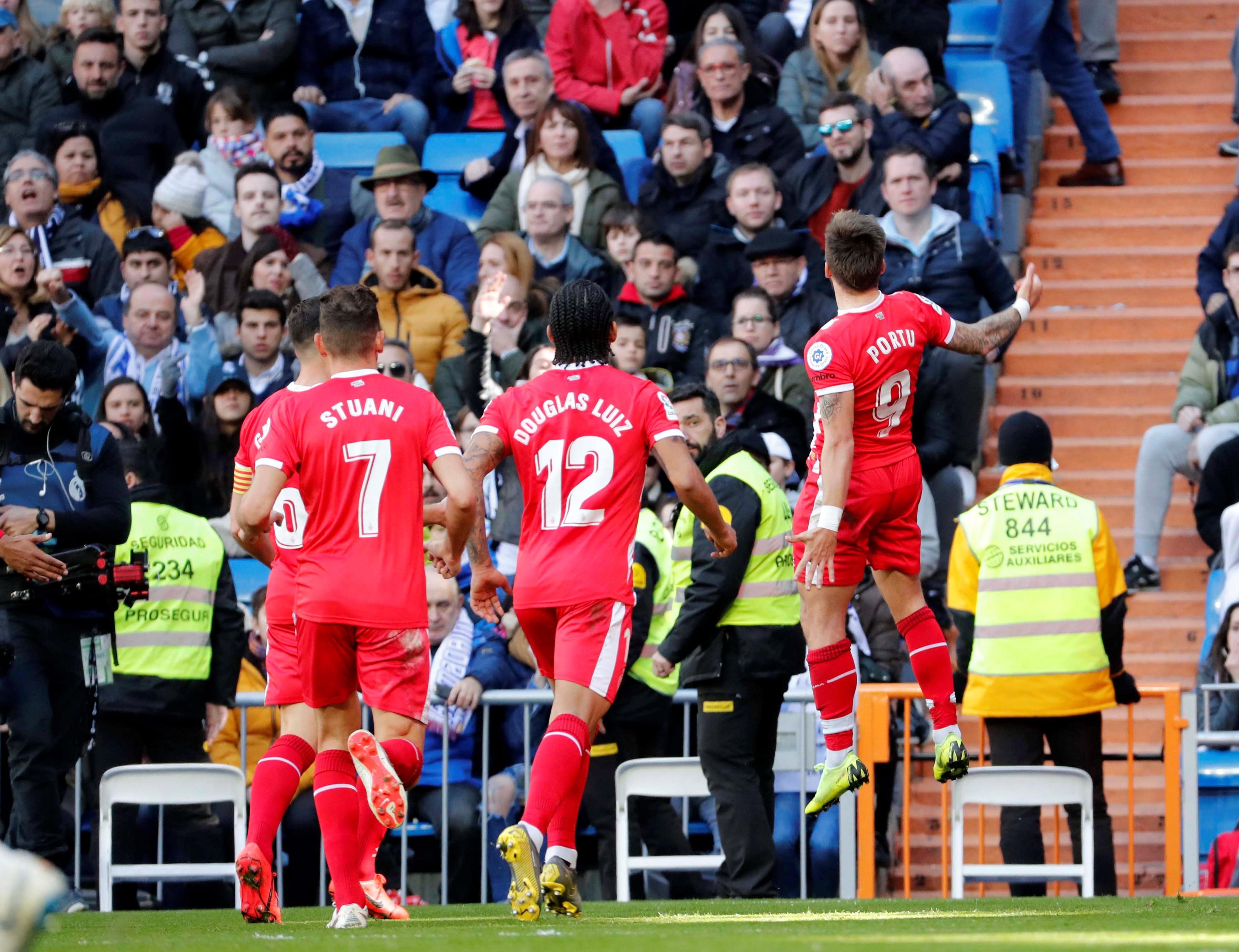 利用球员个 利用球员个