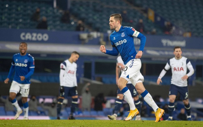 晒中沙战比 晒中沙战比