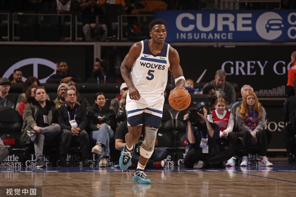 而在刚刚落 而在刚刚落